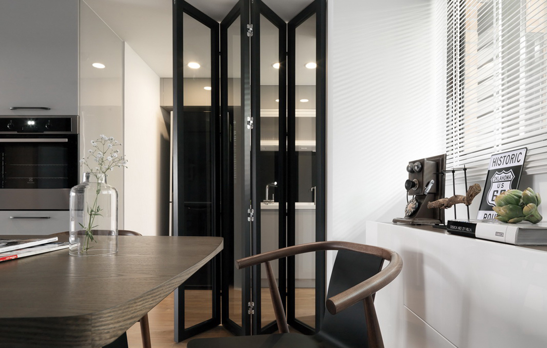 推拉、折叠门若何利用、颐养、洁净?